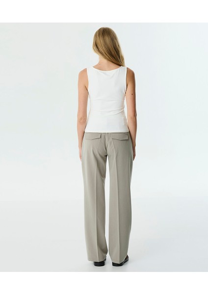 Askılı Basıc T-Shırt TW6250070067018 fırsatları