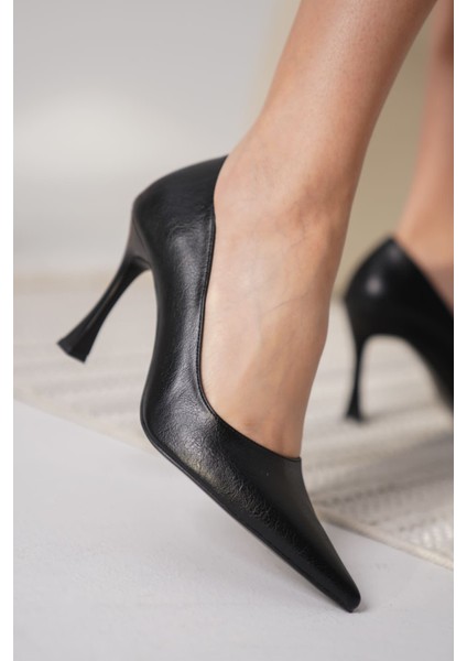Blade Siyah Cilt Kadın Stiletto