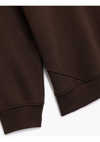 Uzun Kollu Bisiklet Yaka Nakışlı Oversize Sweatshirt fırsatları
