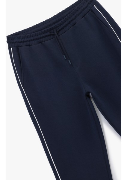 Pamuklu Cepli Çizgi Detaylı Beli Bağcıklı Eşofman Altı modelleri