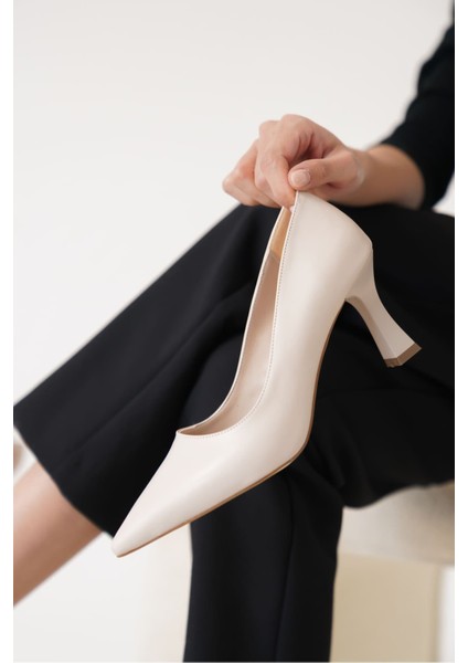 Alexandra Kadın Bej Stiletto