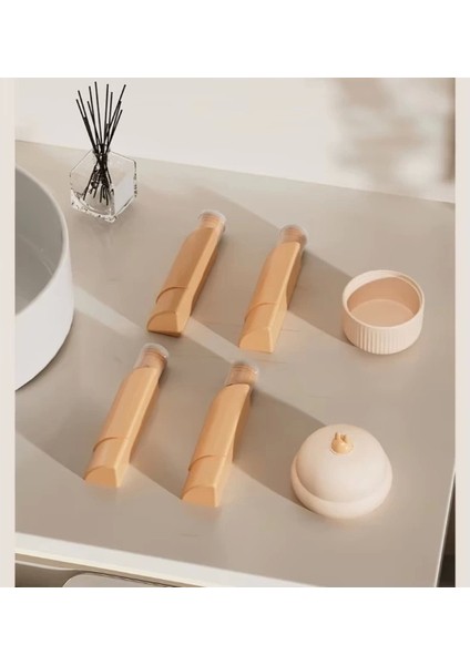 4'ü 1 Arada Seyahat Şişesi Seti modelleri