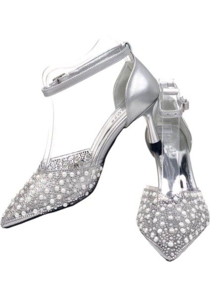 Inci Detaylı Bağcıklı Topluklu Ayakkabı fiyatları