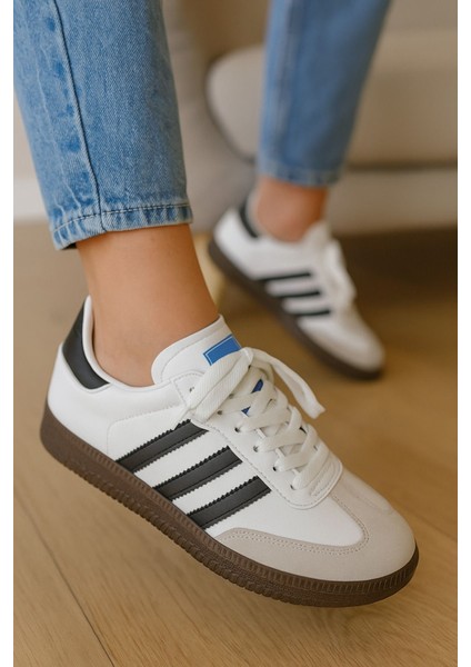 Beyaz Siyah Spor Ayakkabı Kadın Spor