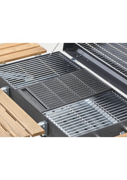 Grillord‑75 Kömürlü Barbekü (1 Adet Döküm Izgaralı) + Hediye Seti (Önlük + Kılıf + 2×2 kg Kömür) modelleri