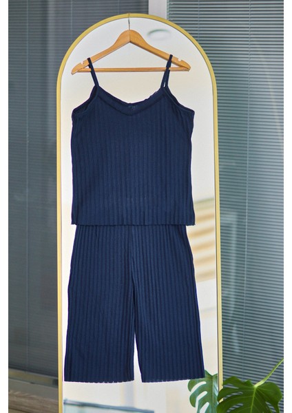 Ip Askılı Kapri Pijama Takımı