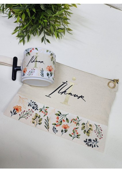 Isme Özel Kişiye Özel Yaprak ve Çiçek Desenli T Kupa Bardak Latte Fincanı Clutch Çanta Hediye Seti
