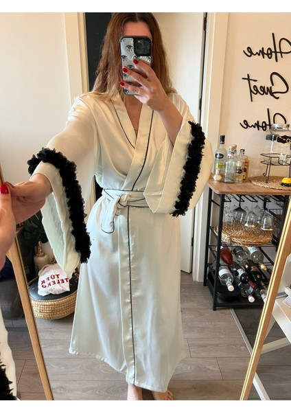 Luxury Kutulu Saten Uzun Kimono Kol Çiçek Detay Bride Lohusa Sabahlık Toka Hediyeli fiyatları
