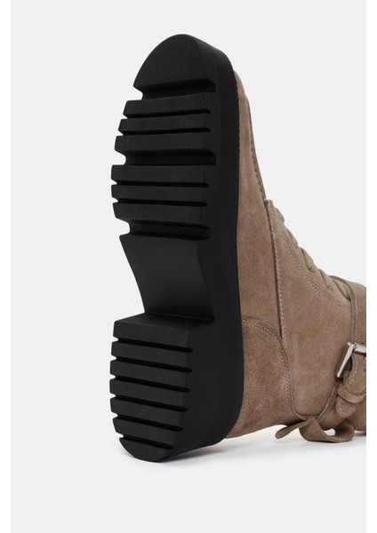 Hank Bej Gerçek Süet Deri Tokalı Postal Bot fırsatları