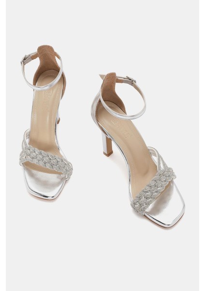 Pangas Kadın Gümüş Örgü Detaylı Topuklu Ayakkabı modelleri