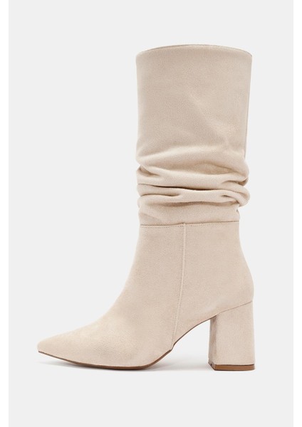 Luna Kadın Bej Sivri Burun Kalın Topuklu Çizme fiyatları