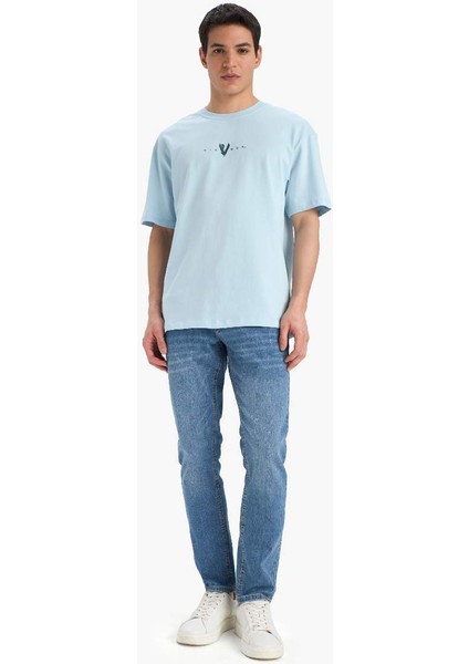 Yeni Sezon %100 Pamuk Vikings Comfort Regular Fit Rahat Kalıp Bisiklet Yaka Sırt Baskılı Kısa Kollu Tişört fiyatları