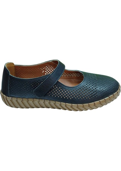 3255 Kadın Siyah (36-40) Deri Comfort Ayakkabı
