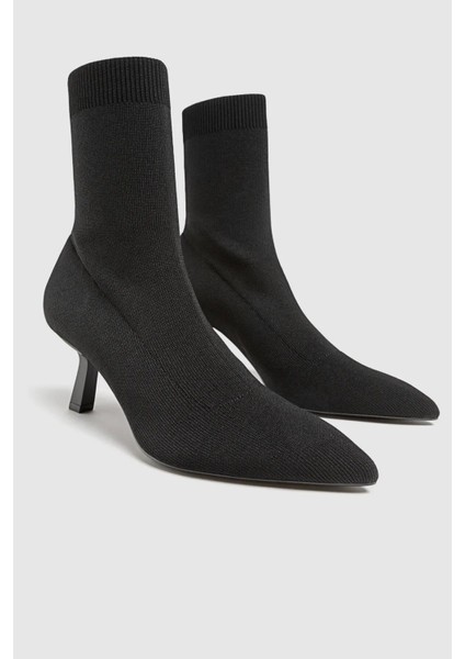 Siyah Streç Topuklu Bilekte Bot D fiyatları