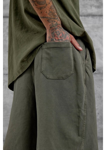 Haki Yıkamalı Oversize Şort indirimleri