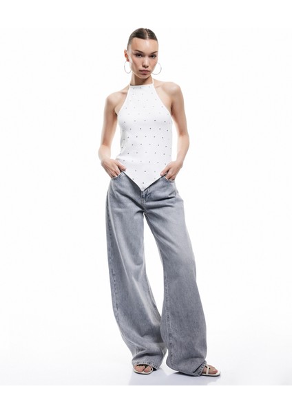 Yeni Sezon Taş Detaylı Slim Fit Asimetrik Boyundan Bağlamalı Kolsuz Halter Yaka Bluz fiyatları