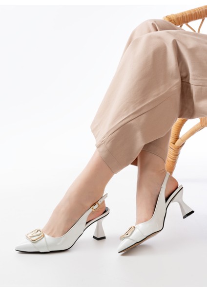 Ballerina&zapato Kadın Vivienne Beyaz Rugan Klasik Topuklu Ayakkabı Toka Detaylı fiyatları