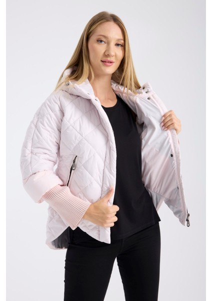 Kadın Sabit Kapşonlu Triko Ribana Detaylı Kapitone Spor Şişme Mont - Şık ve Sıcak Tasarım 8704 fiyatları