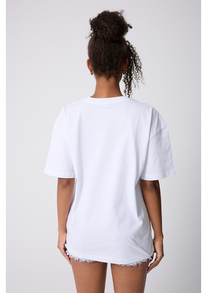 Paciencia Baskılı Oversize Pamuklu Beyaz Kadın T-Shirt fiyatları