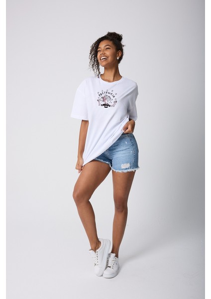 Paciencia Baskılı Oversize Pamuklu Beyaz Kadın T-Shirt modelleri