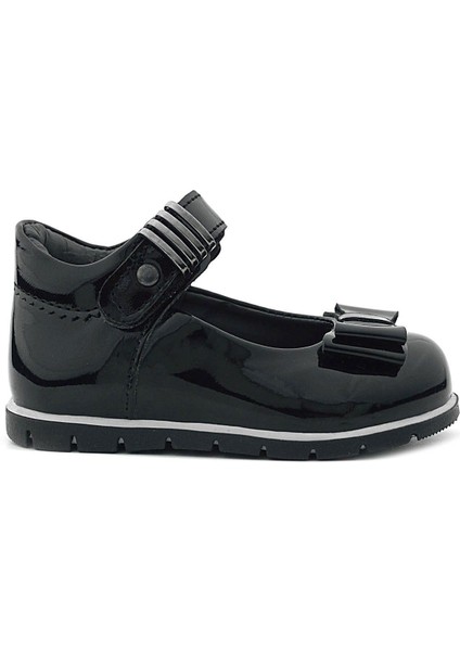 Siyah Rugan Metal Detaylı Fiyonklu Kız Bebek Babet Ayakkabı modelleri