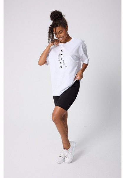 Karma Baskılı Oversize Pamuklu Beyaz Kadın T-Shirt modelleri