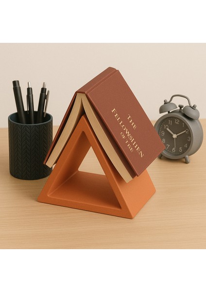 Üçgen Kitap Tutucu modelleri