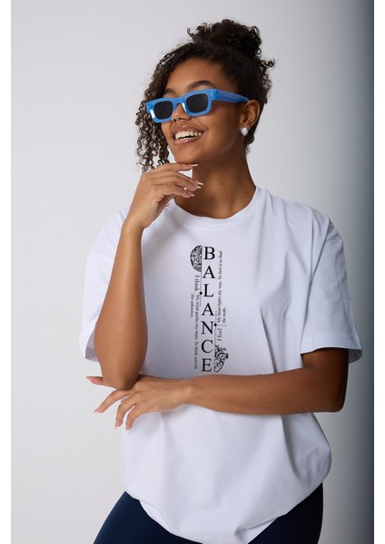Balance Yazı Baskılı Oversize Pamuklu Kadın T-Shirt