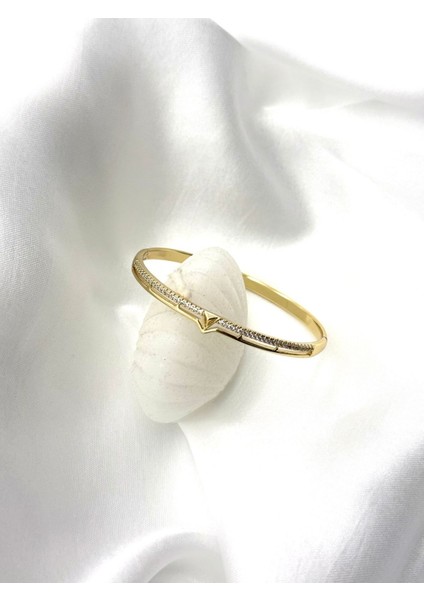 Xuping Victoria Model Zirkon Taşlı Kadın Kelepçe Bileklik Gold Renk fiyatları