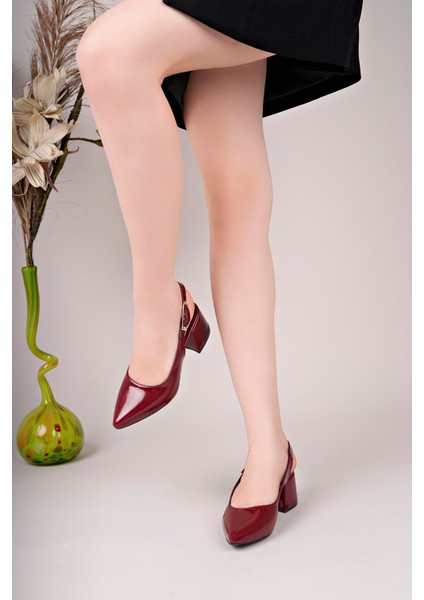 Kadın Alçak Topuklu Taşlı Ayakkabı 5 cm Topuk Kırmızı Cilt fiyatları