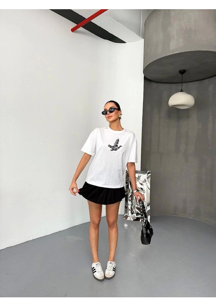 Kadın Yeni Sezon Rahat Konfor Modeli Baskılı Yarım Kollu Pamuklu 4 Mevsim Oversize T-Shirt fiyatları