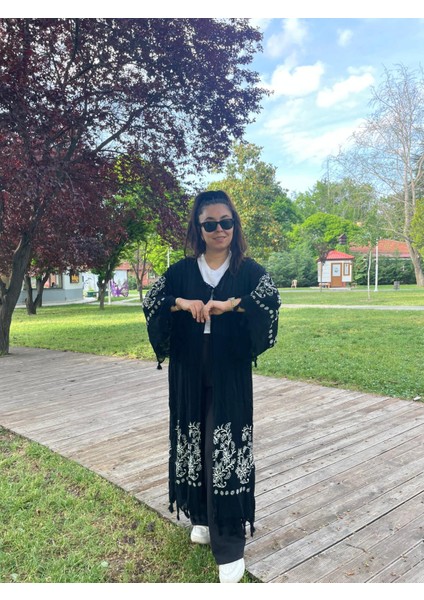 Siyah Renkli Desenli Uzun Kaftan – Pamuklu Püsküllü Plaj ve Günlük Kimono fiyatları