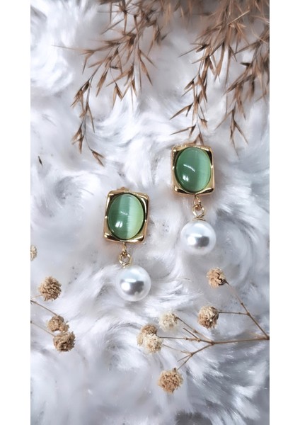 Opal Taşlı Kare Figür Incili Çelik Küpe fırsatları