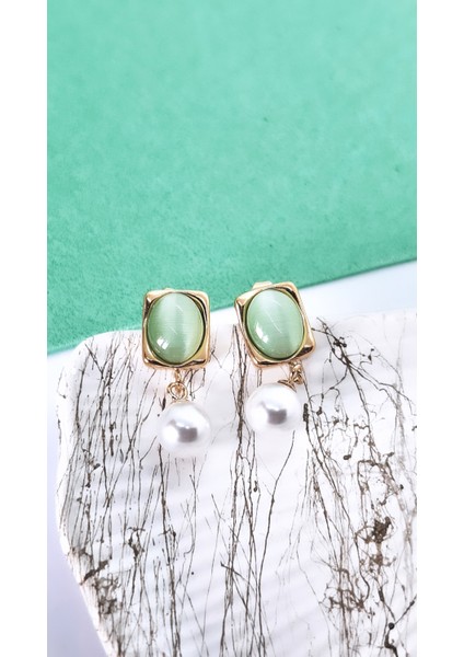 Opal Taşlı Kare Figür Incili Çelik Küpe indirimleri