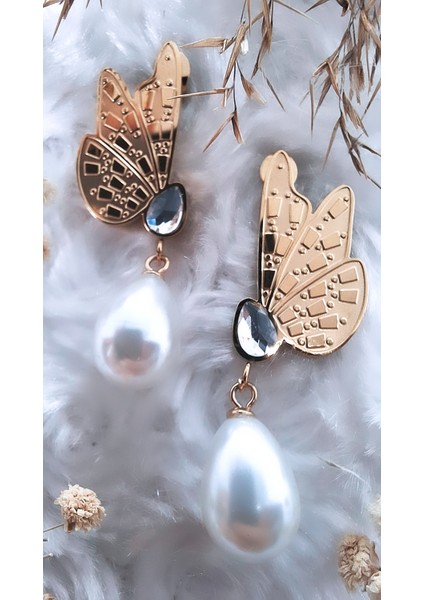 Kanat Figürlü Incili Gold Çelik Küpe