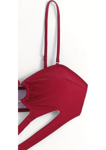 Şeker Bordo Yeni Şık ve Tek Parça Mayokini, Sınır Ötesi Kullanım Için