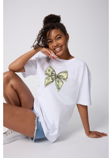Bow Dollar Baskılı Oversize Pamuklu Beyaz Kadın T-Shirt indirimleri