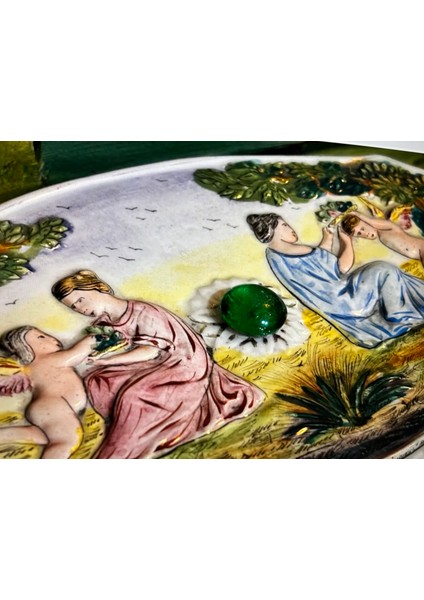 1900 Başları Italyan Capodimonte Bonboniyer 21 cm 12 cm 6,5 cm Ölçülerinde