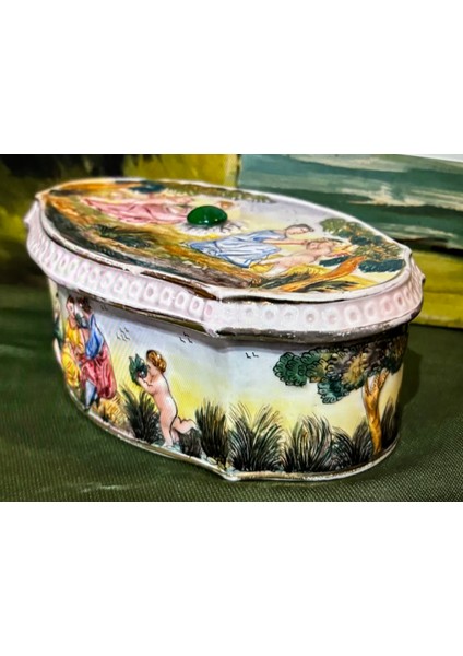 1900 Başları Italyan Capodimonte Bonboniyer 21 cm 12 cm 6,5 cm Ölçülerinde