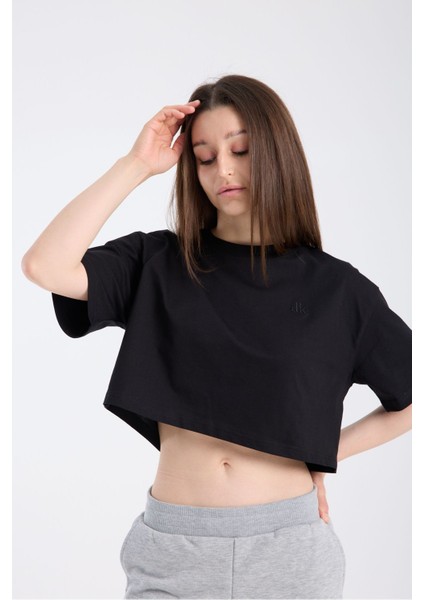 Kadın Crop Yarım Kollu T-Shirt Siyah indirimleri