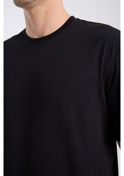 Erkek Loose Fit Yarım Kollu T-Shirt Siyah modelleri