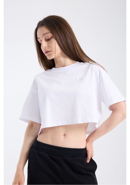 Kadın Crop Yarım Kollu T-Shirt Beyaz fırsatları