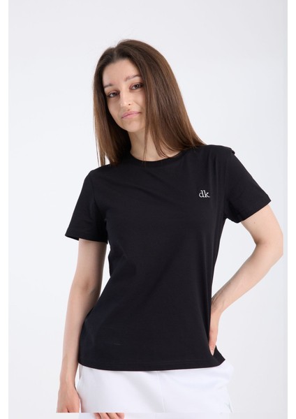 Kadın Regular Fit Yarım Kollu T-Shirt Siyah indirimleri