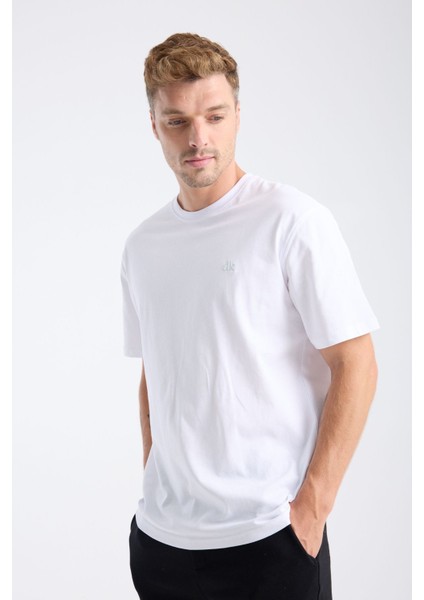 Erkek Loose Fit Yarım Kollu T-Shirt Beyaz fiyatları