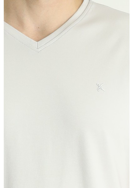V Yaka Slim Fit Dar Kesim Süprem Pamuklu Tişört fırsatları