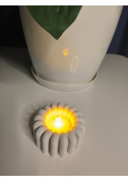 Modern Tealight Mumluk