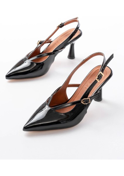 4962 Siyah Rugan Sivri Burun Tokalı Yuvarlak Topuk Kadın Sandalet fırsatları