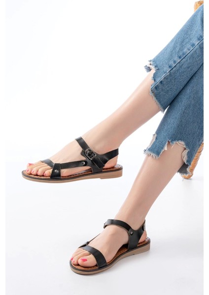 205-090 Siyah Hakiki Deri Tokalı Kadın Sandalet