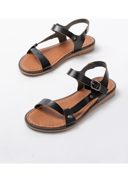205-090 Siyah Hakiki Deri Tokalı Kadın Sandalet modelleri