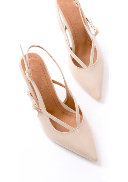 4962 Bej Sivri Burun Tokalı Yuvarlak Topuk Kadın Sandalet fırsatları